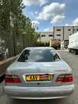 Mercedes-Benz E200 2000 Fedha - 4