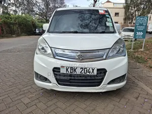 Suzuki Solio X 2015 Nyeupe