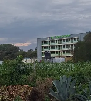 Kitalu cha 50x100 Kinauzwa Nakuru