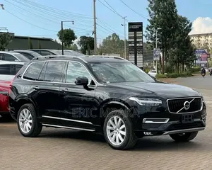 Volvo XC90 T5 2018 Black