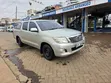 Toyota Hilux 2012 Beige - 1