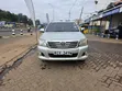 Toyota Hilux 2012 Beige - 2
