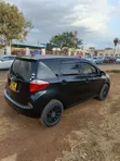 Toyota Ractis 2012 Nyeusi - 5
