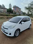 Toyota Ractis 1.5 FWD 2012 Nyeupe - 2
