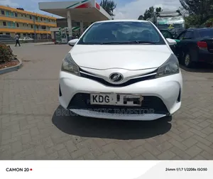 Toyota Vitz 2015 White