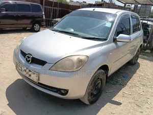 Mazda Demio 2009 Silver