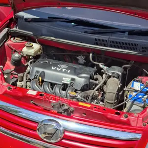 Toyota Raum 1.5 FWD 2010 Nyekundu