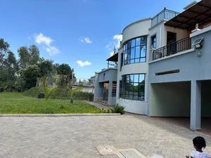 5 Bedroom Villa for Rent in Karen Hub
