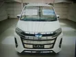 Toyota Noah 2020 Hybrid Nyeupe - 5