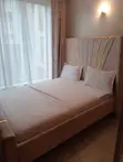 Spacious Studio Apartment for Short Let - 3