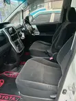 Toyota Noah 2012 Nyeupe - 4