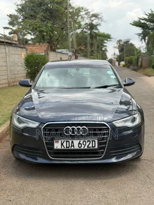 Audi A6 2013 Nyeusi