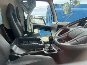 Mitsubishi Fuso Long Chase Truck