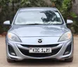 Mazda Axela 2012 Nyeupe - 1