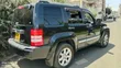 Jeep Cherokee 2010 Nyeusi - 2