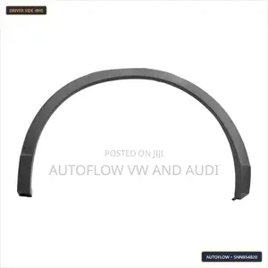 Volkswagen Tiguan 2016-2023 Rear Right Fender Moulding