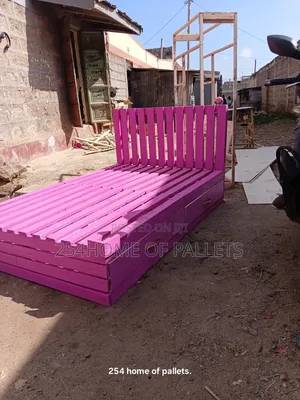 All Pink 4x6 Pallet Bed with Drawers