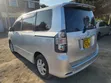 Toyota Voxy 2009 Silver - 4