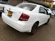 Toyota Axio 2009 Nyeupe - 3