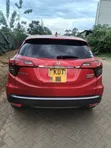 Honda Vezel 1.5 Hybrid 4WD 2018 Nyekundu - 2
