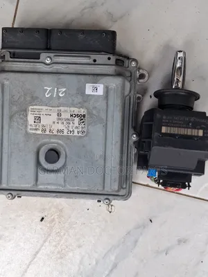 Mercedes-Benz W212 M642 ECU (Engine Control Unit)