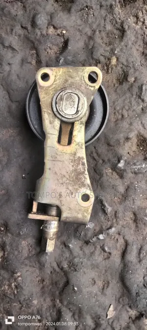 Kifaa cha Tensioner cha Nissan Navara YD25 (Kimetumika)