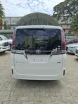 Toyota Esquire 2019 Hybrid - 5