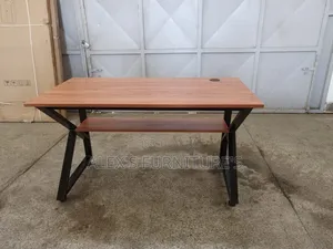 Boss Office Products International Office Desk