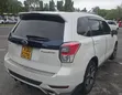 Subaru Forester 2018 Nyeupe - 2