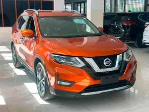 Nissan X-Trail 2019 - Rangi ya Chungwa