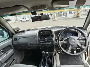 Nissan Hardbody 2006 Double Cab Pickup