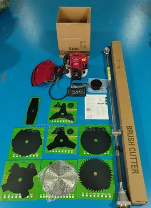 Brand New 4-Stroke Sidepack Brushcutter with 9 Blades