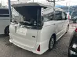 Toyota Voxy Hybrid ZS 2WD 7-Seater 2019 White - 4