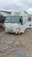 Isuzu ELF Truck 2009 White - 2