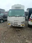 Isuzu ELF Truck 2009 White - 5