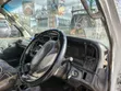 Toyota HiAce 2004 Nyeupe - 2