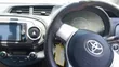 Toyota Vitz 2013 Nyeupe - 4