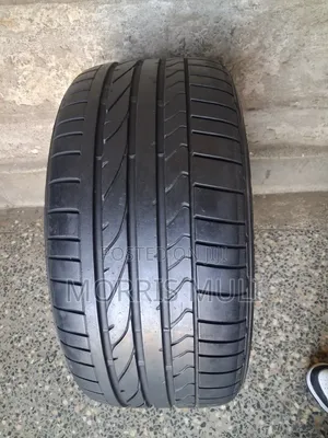 245/35R18 Bridgestone Run-Flat Tires