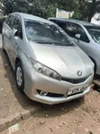 Toyota Wish 2010 Silver - 2