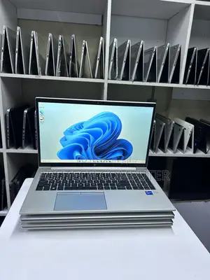 Laptop HP EliteBook 850 G8 16GB RAM, Intel Core i7, 512GB SSD