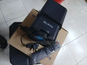 HY320 Mini Smart Projector