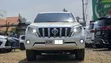Toyota Land Cruiser Prado 2.8 D-4D 2015 Nyeupe - 3