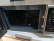 Samsung Microwave yenye Grill (20L) - 2