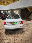 Mercedes-Benz E200 2018 Nyeupe - 2