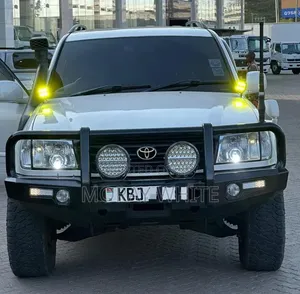 Toyota Land Cruiser V8 2004 VX Limited