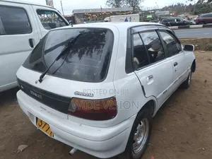 Toyota Starlet 1997 Nyeupe