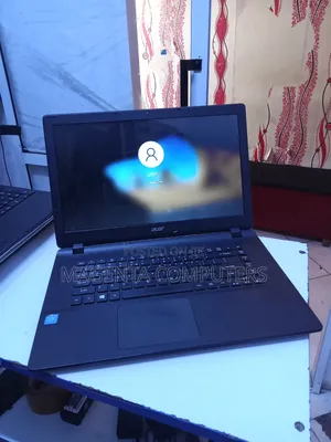 Laptop Acer Aspire ES1 - 2GB RAM, 160GB HDD