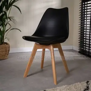 Kiti cha Eames Replica cha Kula chenye Pedi - Nyeusi