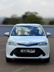 Toyota Corolla Fielder 2017 Hybrid White - 1