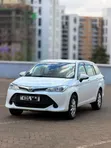 Toyota Corolla Fielder 2017 Hybrid White - 3